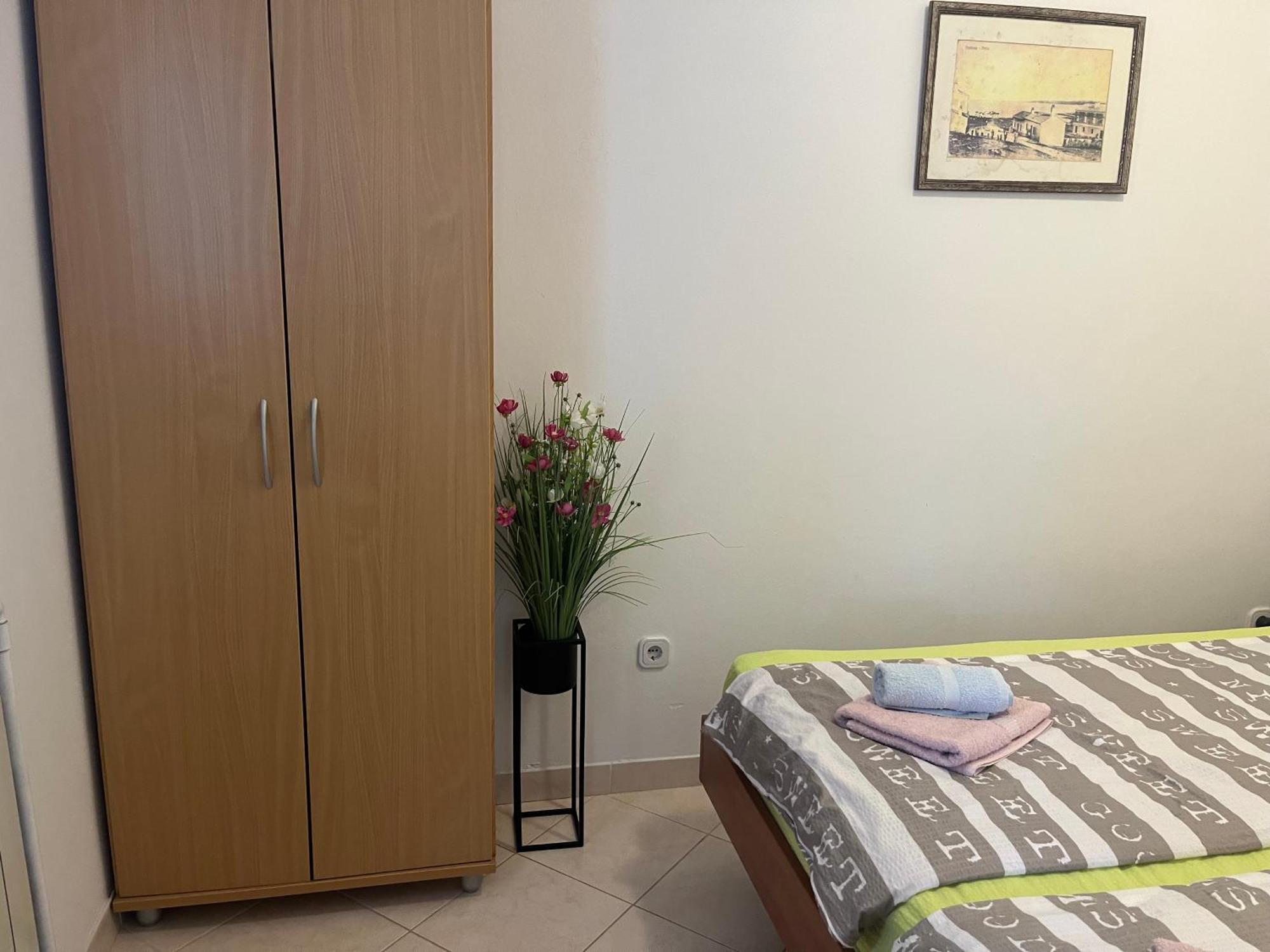 Apartmani Milokanovic Funtana Eksteriør bilde
