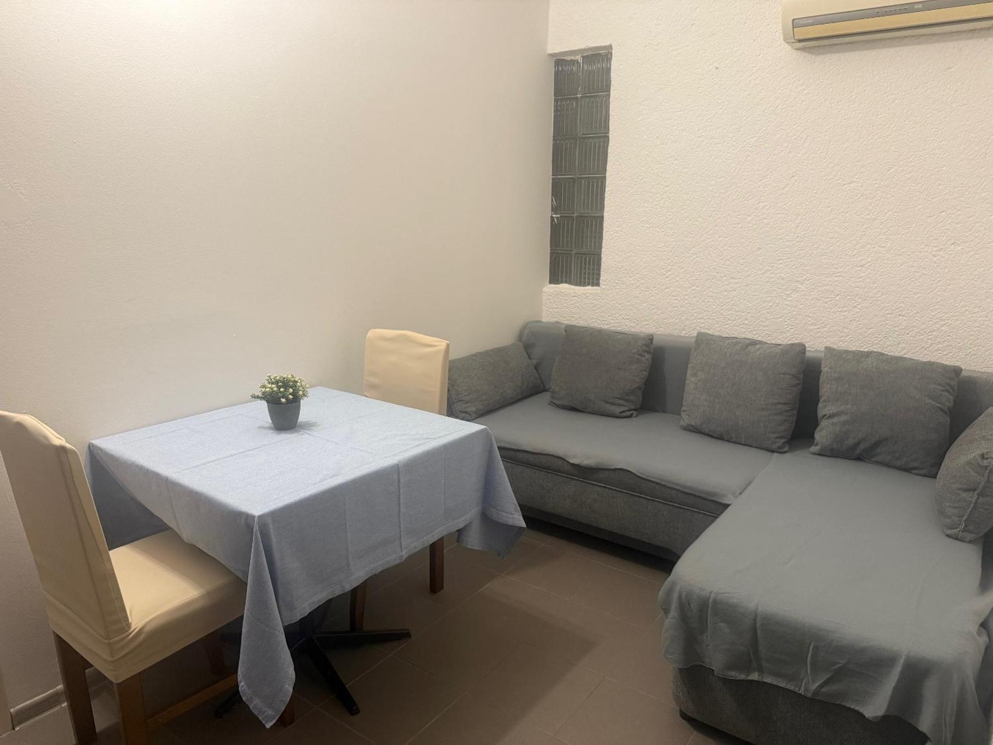 Apartmani Milokanovic Funtana Eksteriør bilde